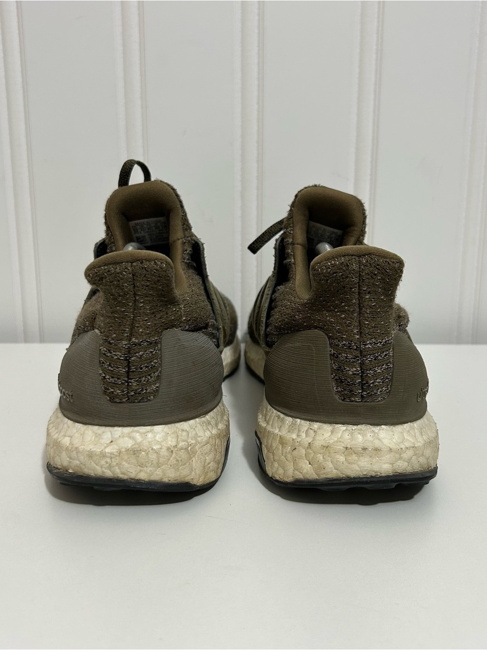 adidas Men’s UltraBoost Running Sneakers - Olive green - Picture 4 of 8